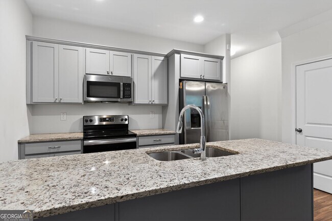 Photo - 3122 Meadowstone Ln SW