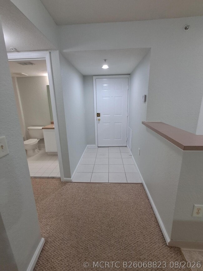 Photo - 161 SW Palm Dr Unit 204