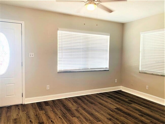 Photo - 3805 W Leona St