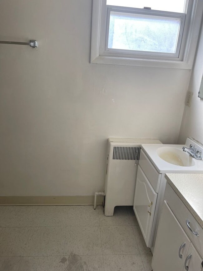 Photo - Single family apt.