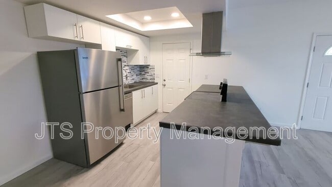 Photo - 10402 S White Rock Rd