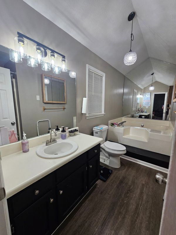 Photo - 630 Alma Ct