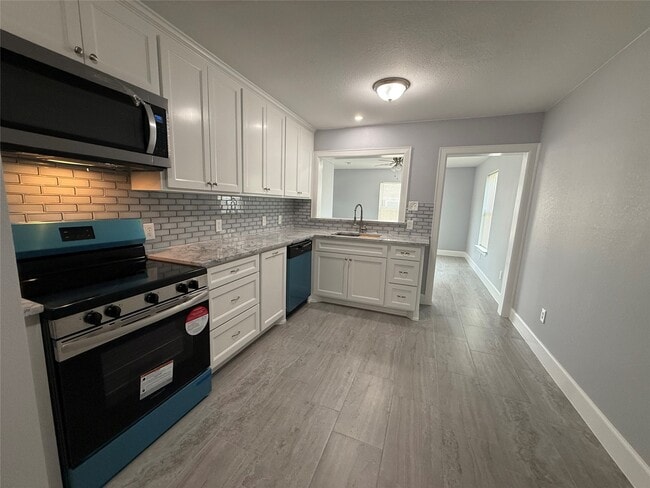 Photo - 1146 Majestic St