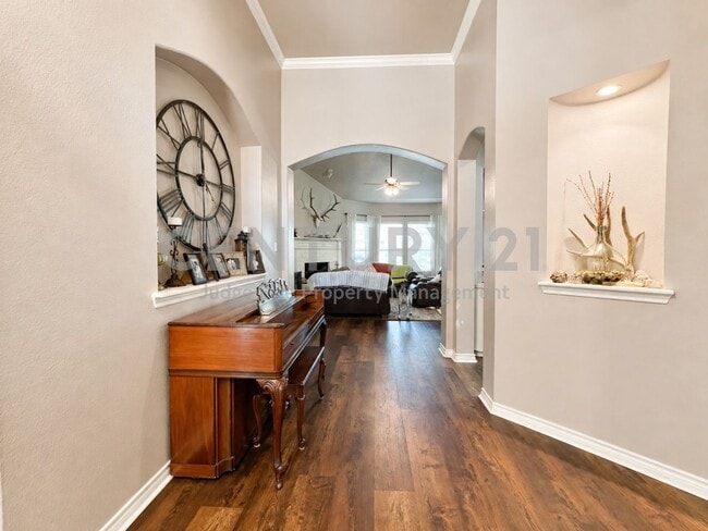 Photo - 233 Mitchell Boulevard