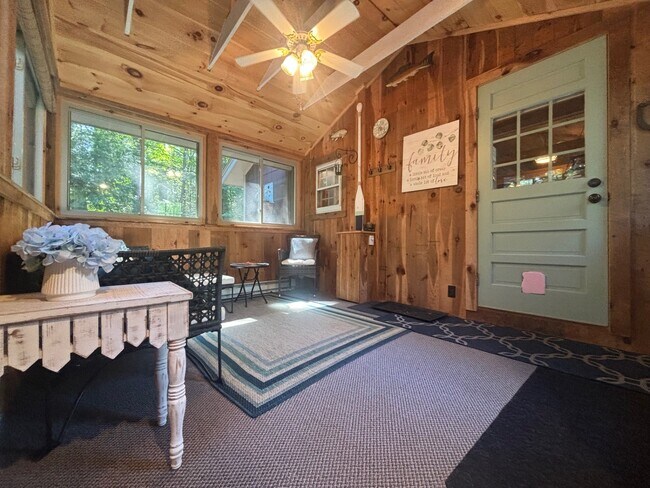 58 Patrician Shores Cir