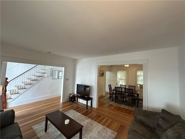 Photo - 15 Kilburn Ct