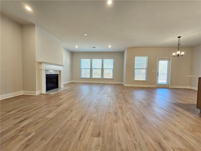 Photo - 5030 Sierra Creek Dr NE