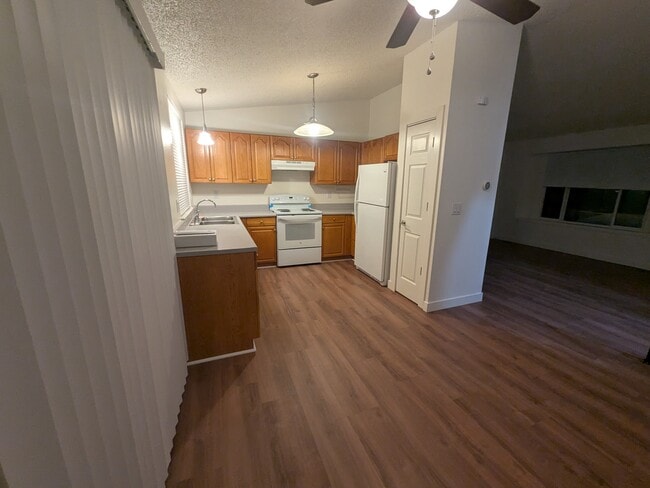 Photo - 8491 Rabbitbrush Way