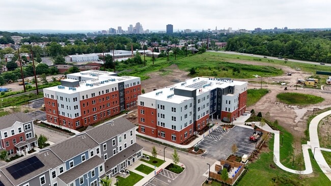Building Photo - Heights at Village at Park River Rental