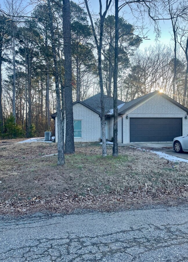 Photo - 152 Westwego Terrace