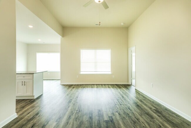 Photo - 4574 Morgan Dr