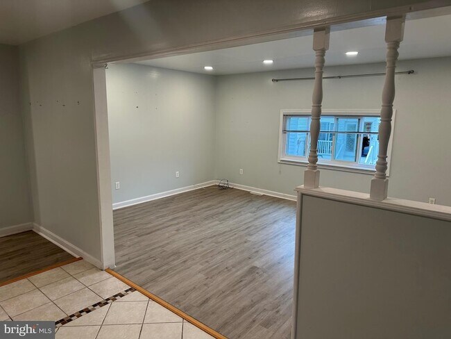 Photo - 1214 Reece Rd