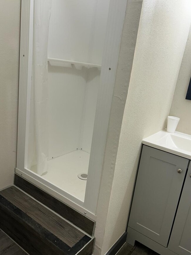 Photo - 205 Gammage St