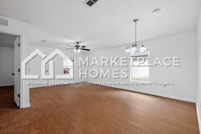 Photo - 2167 Thomas Ct