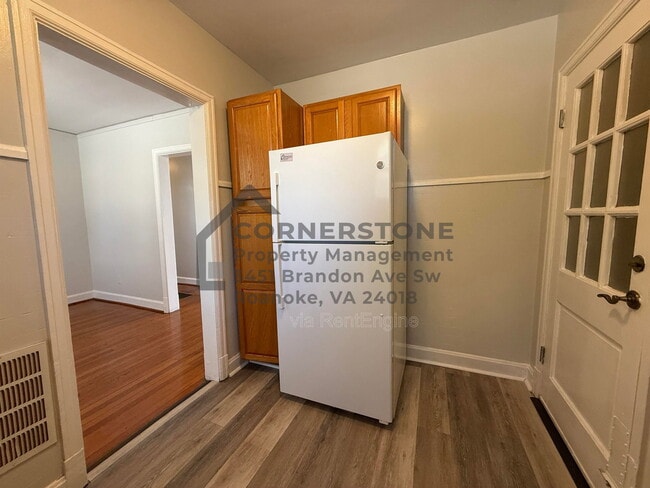 Photo - 355 Highland Ave SW Unit Apt 1
