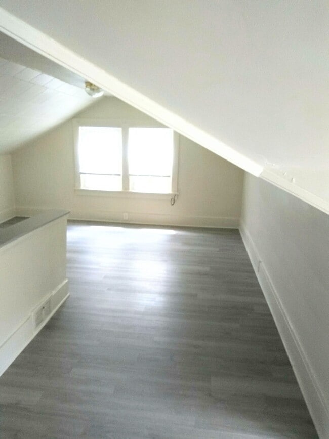 2838 4th Ave Unit A