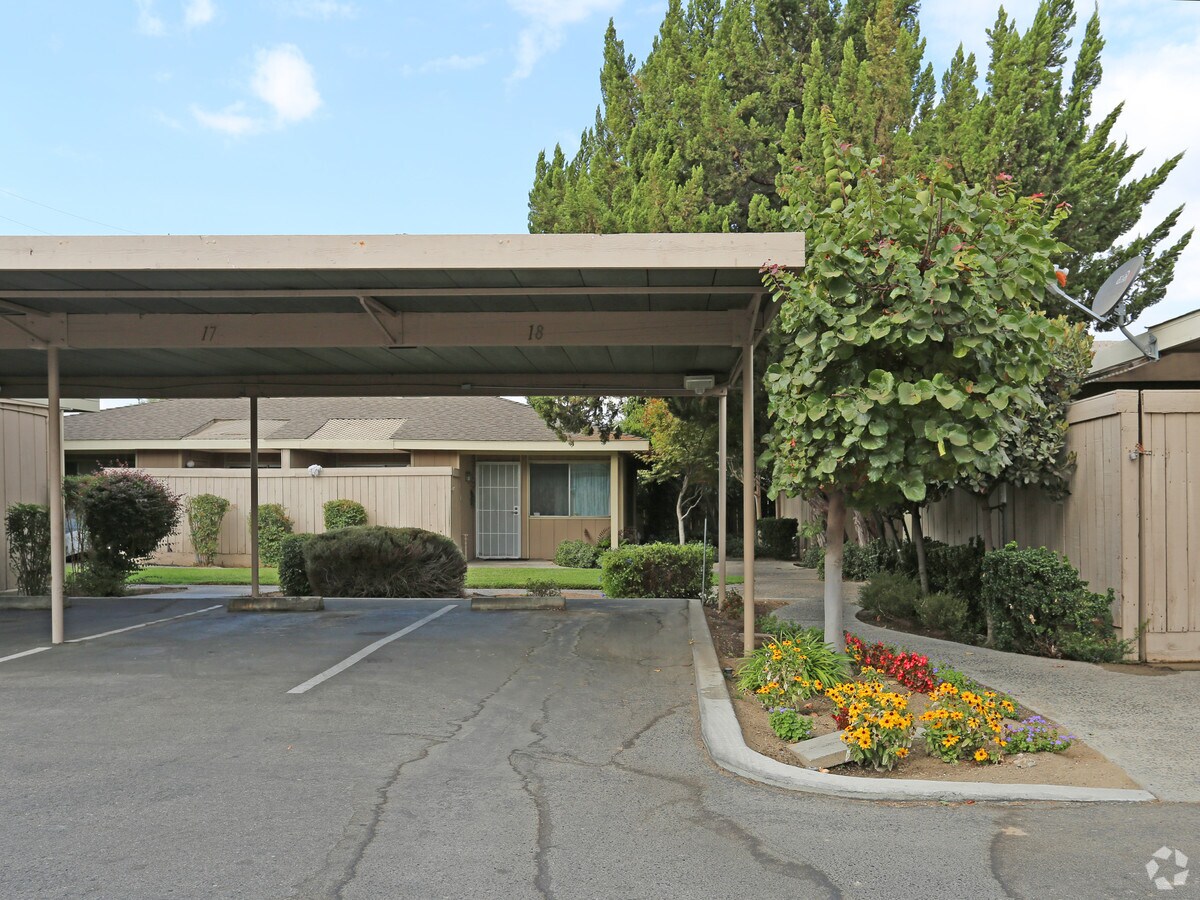 Photo - Gatewood Park Apartments