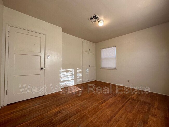 Photo - 116 Franklin Ave