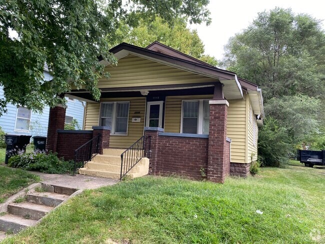 Building Photo - 1110 Clover St Rental