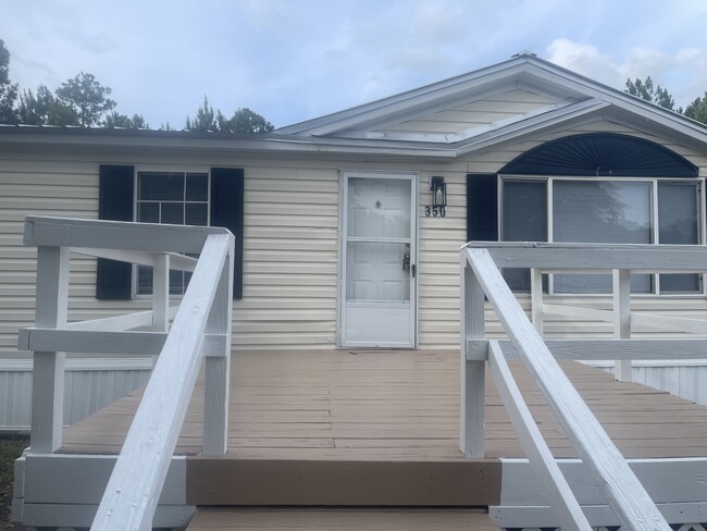 Photo - 350 Mockingbird Dr House