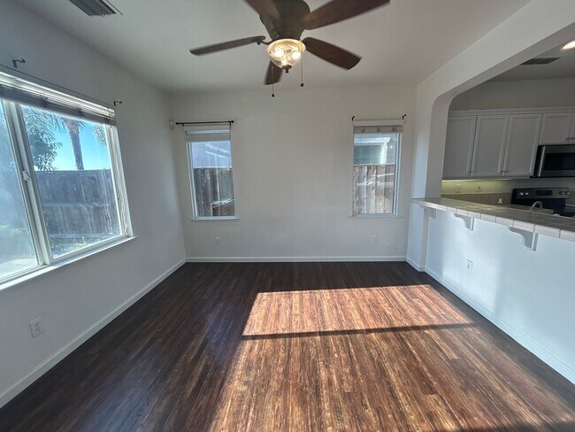 Photo - Nice home in North Turlock!