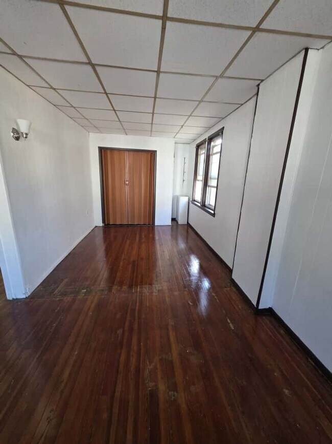 Photo - 647 Edgewood Ave