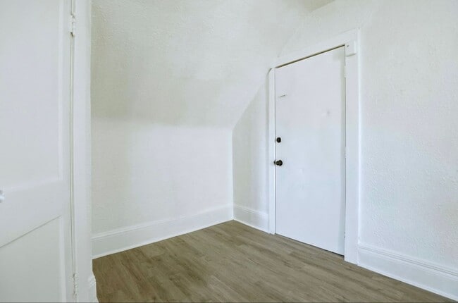 Photo - 2323 S Washington Ave Unidad Apt 3