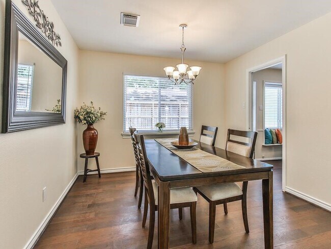 Photo - 12514 Kingsride Ln