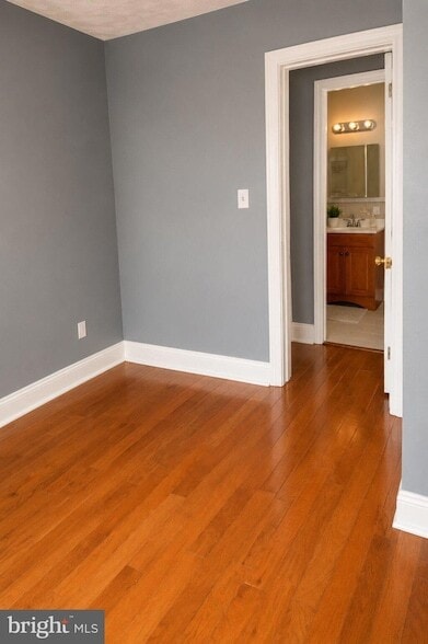 Photo - 59 Galveston Pl SW Unidad 2