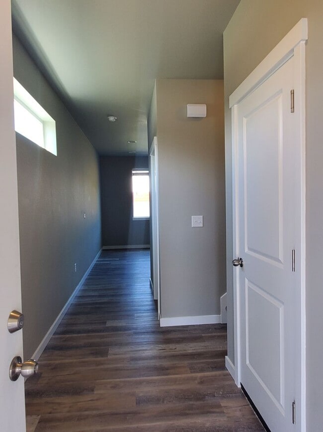 Photo - 203 Scott St Unit B