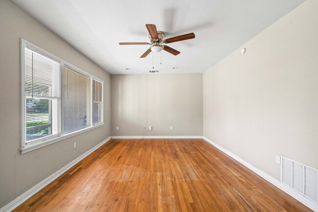Photo - Vintage Home w/ Large Backyard, Minutes from TTU & Medical