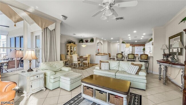 Building Photo - 9121 Southmont Cove Unit 304