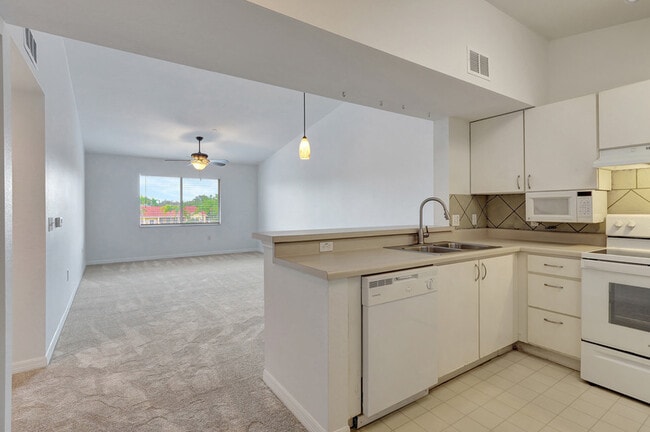 Photo - 8297 Key Royal Ln Unit 334