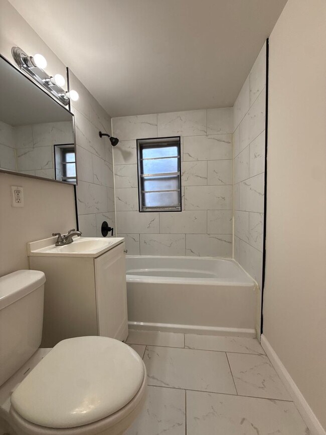 Photo - 1329 Watts Rd Unit 1329 Watts Rd - B