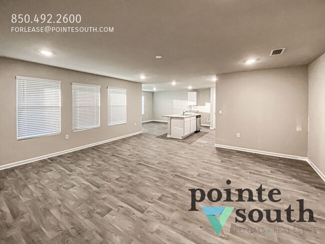 Photo - 7063 Abigail St