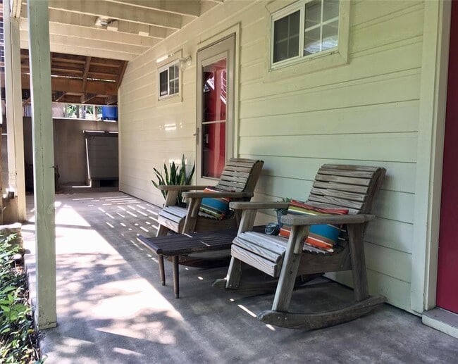 Photo - 2903 Oak Crest Ave