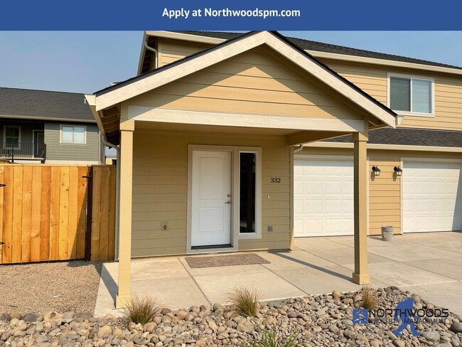 Newer Build-3 Bedroom 2.5 Bath 2 Story Hom... - Newer Build-3 Bedroom 2.5 Bath 2 Story Hom... Condo