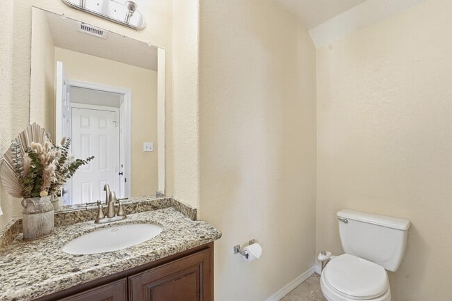Photo - 6215 Lake Chase Ct
