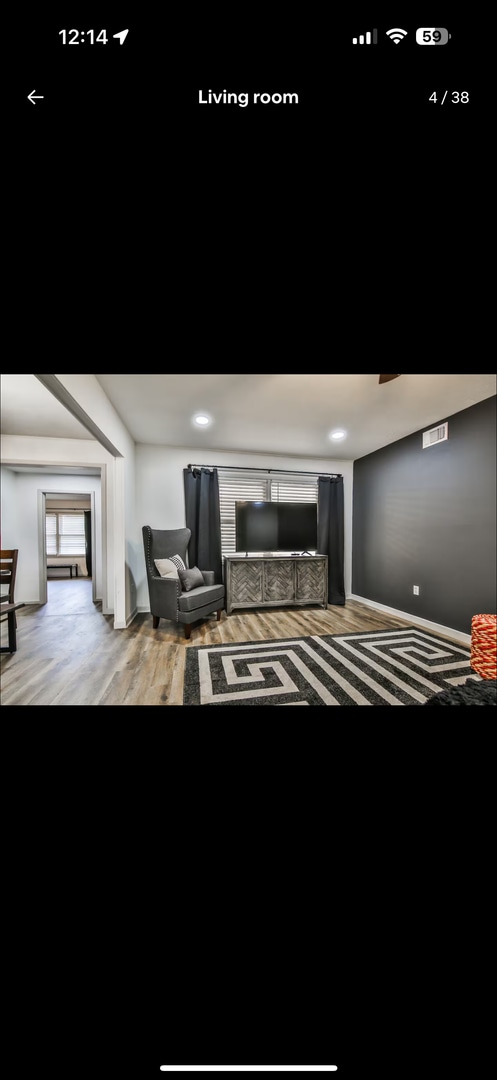 Photo - PRE LEASING for fall 2026! 4/3 in medical district