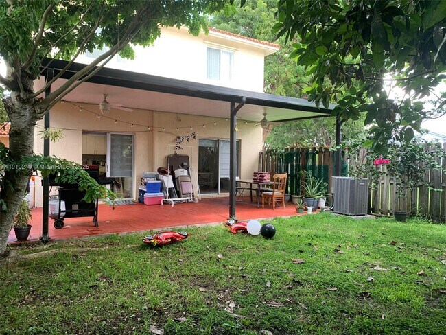 Photo - 16204 SW 60th Terrace