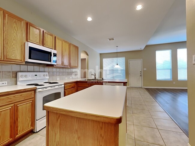 Photo - 6421 Quail Valley Dr