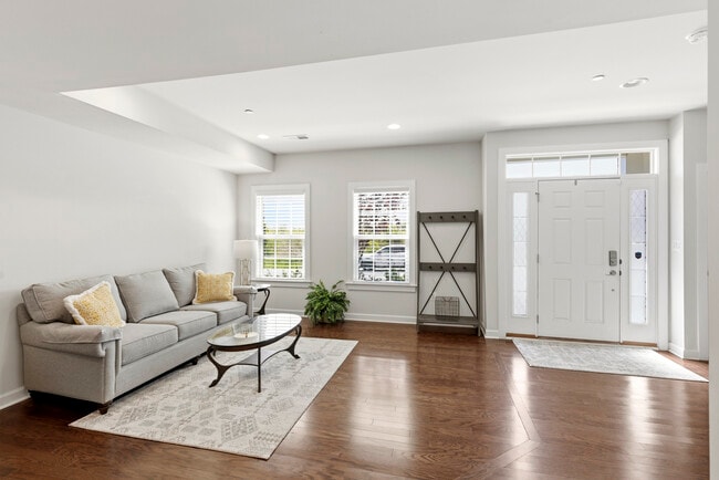 Photo - 5917 Glen Willow Wy