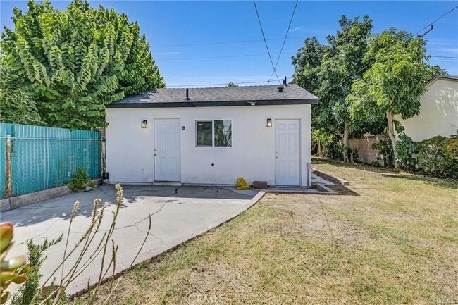 Photo - 3300 Wisconsin Ave