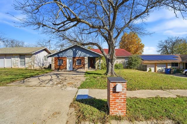 Photo - 802 Buckingham Pl