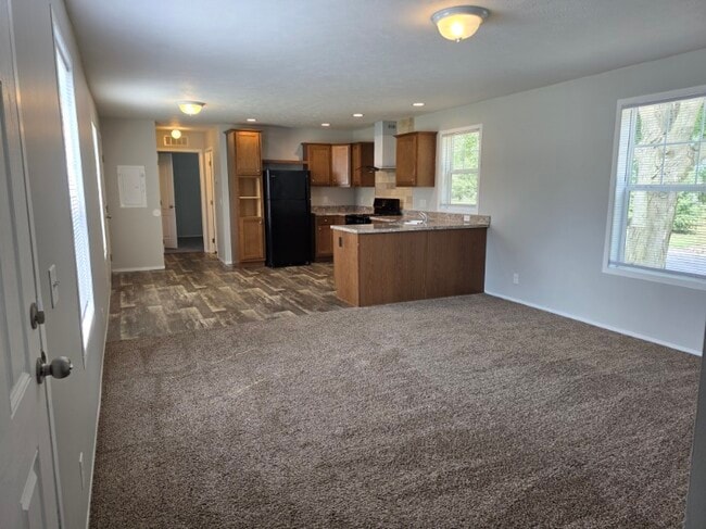 31 Bluebird Hill Dr