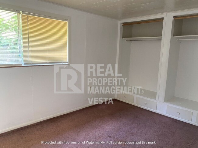 Photo - 612 Cedarwood Dr