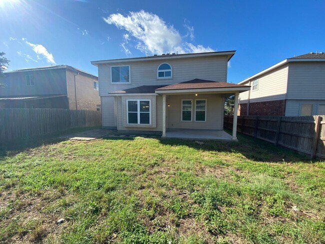 Spacious 4-Bedroom Home for Rent in Encino... - Spacious 4-Bedroom Home for Rent in Encino...