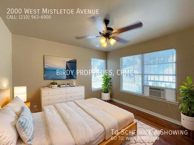Photo - 2000 W Mistletoe Ave