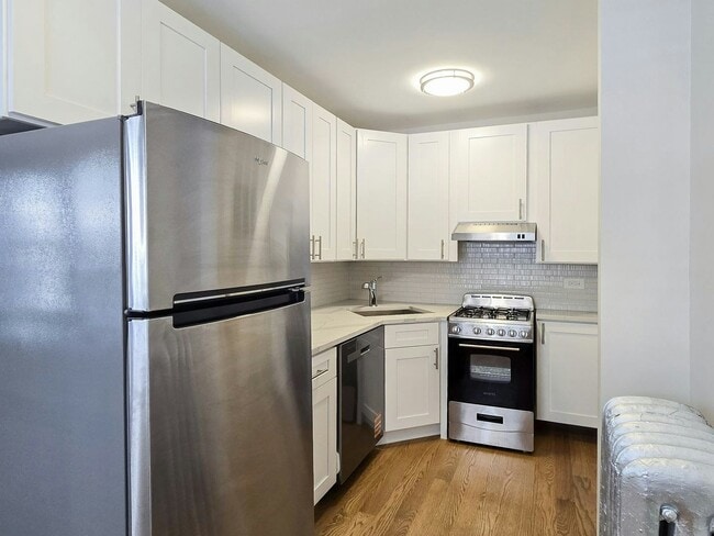 Building Photo - 516 W Cornelia Ave Unit 110 Rental