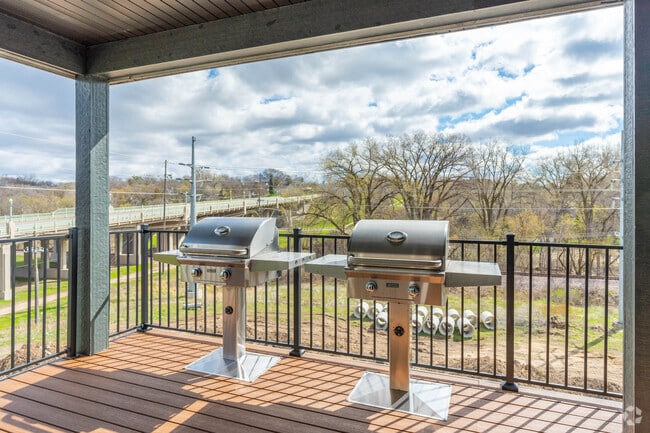 Grilling Station